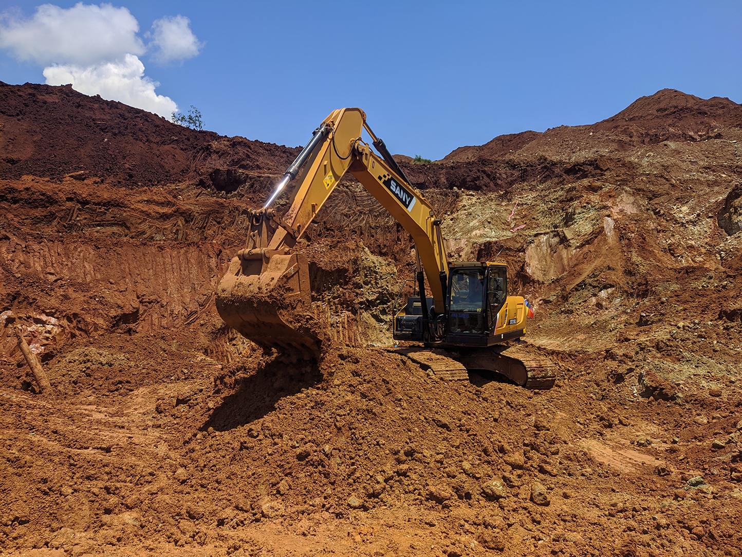 Luwuk Mines
